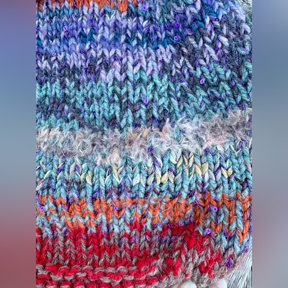 Hand Crafted Colorful Knit Shoulder Bag - Picture 13 of 16